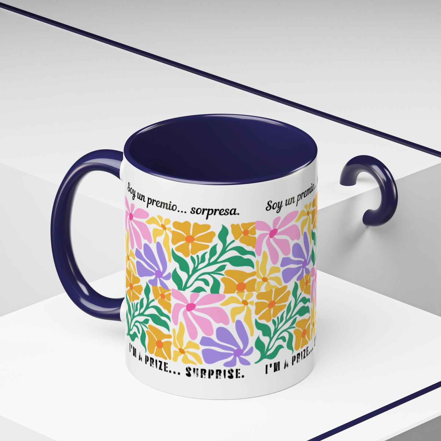 Floral "Soy un premio... sorpresa" Accent Coffee Mug — Colorful Spanish Quote 11/15oz
