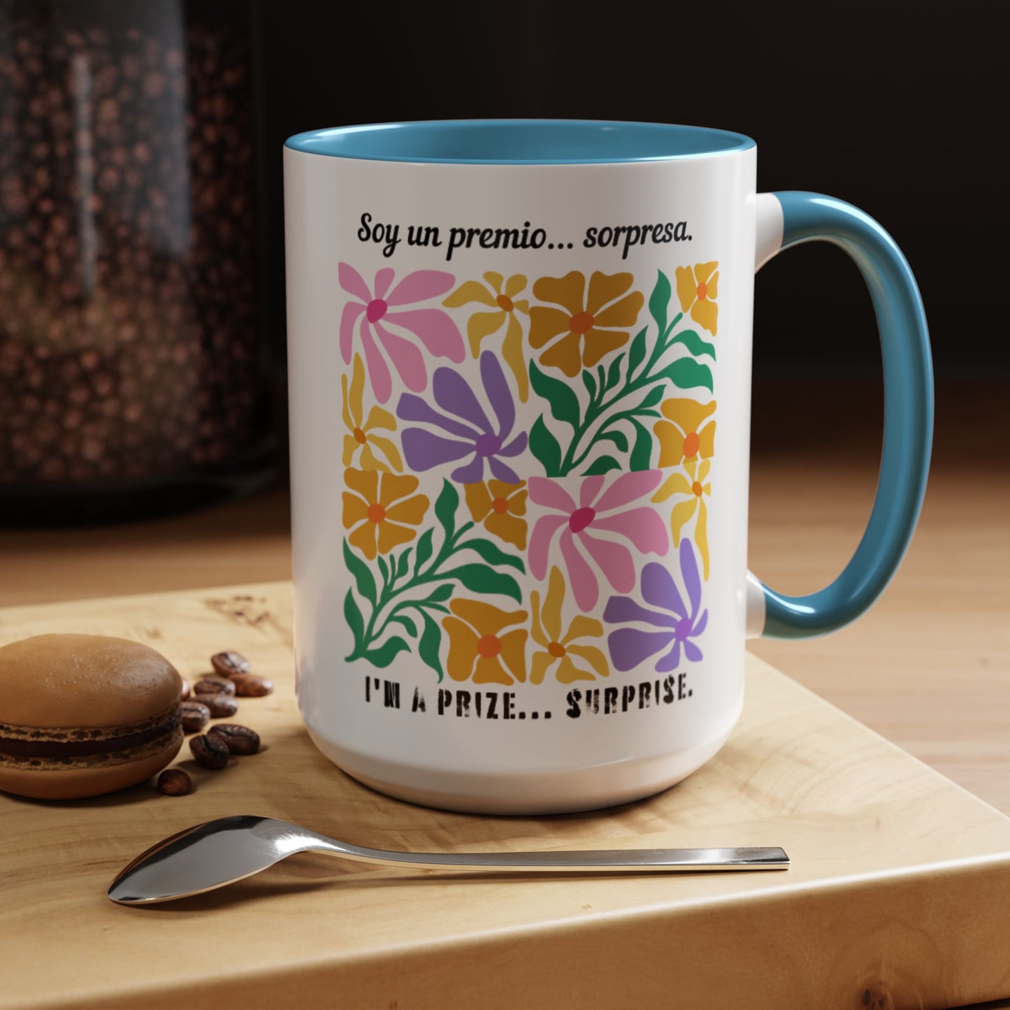 Floral 'Soy un premio... sorpresa / I'm a Prize... Surprise' Accent Coffee Mug