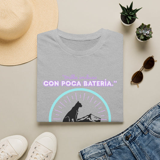 t-shirt Cat Nap Vibes T-Shirt — "Brilla incluso con poca batería" Graphic Tee
