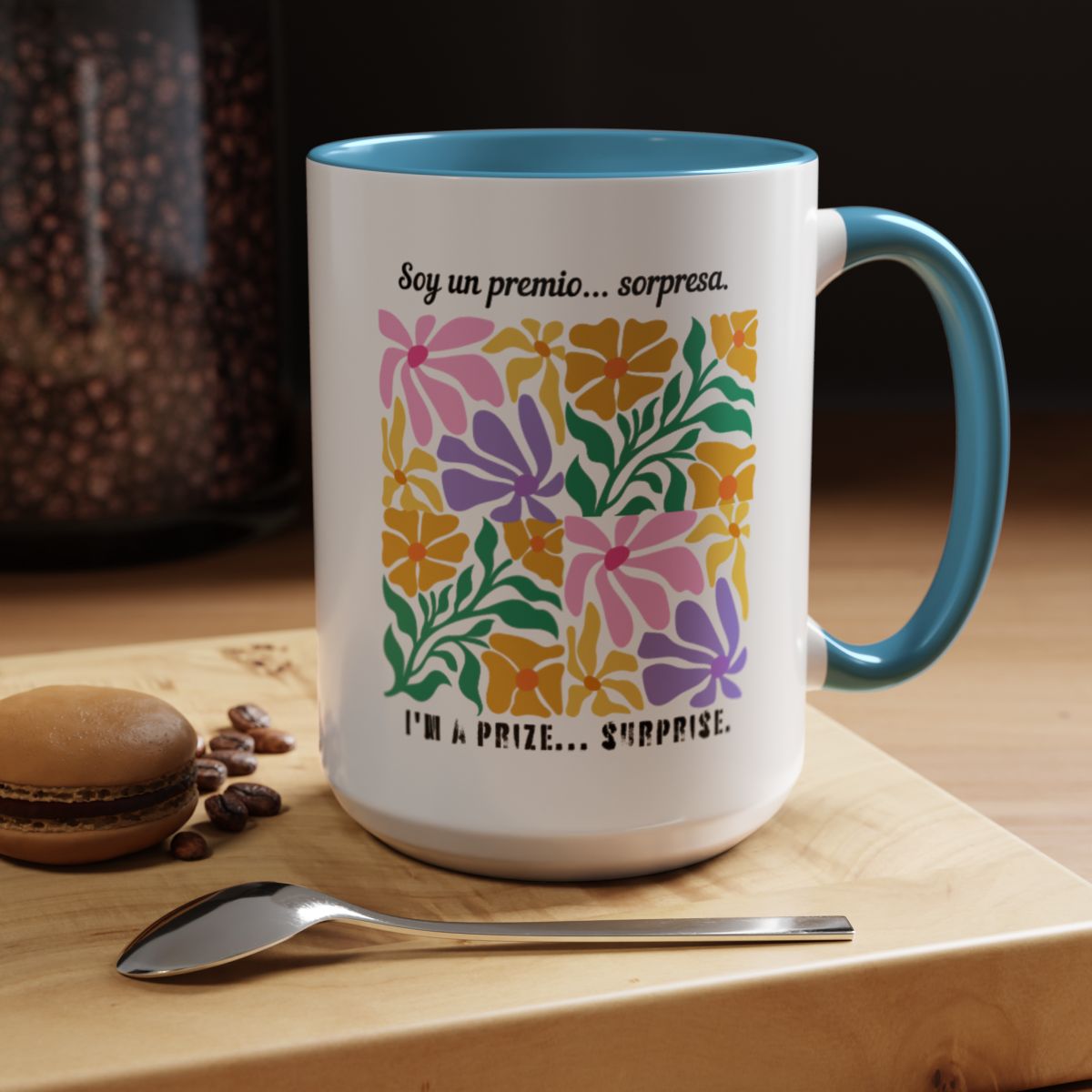 Floral 'Soy un premio... sorpresa / I'm a Prize... Surprise' Accent Coffee Mug