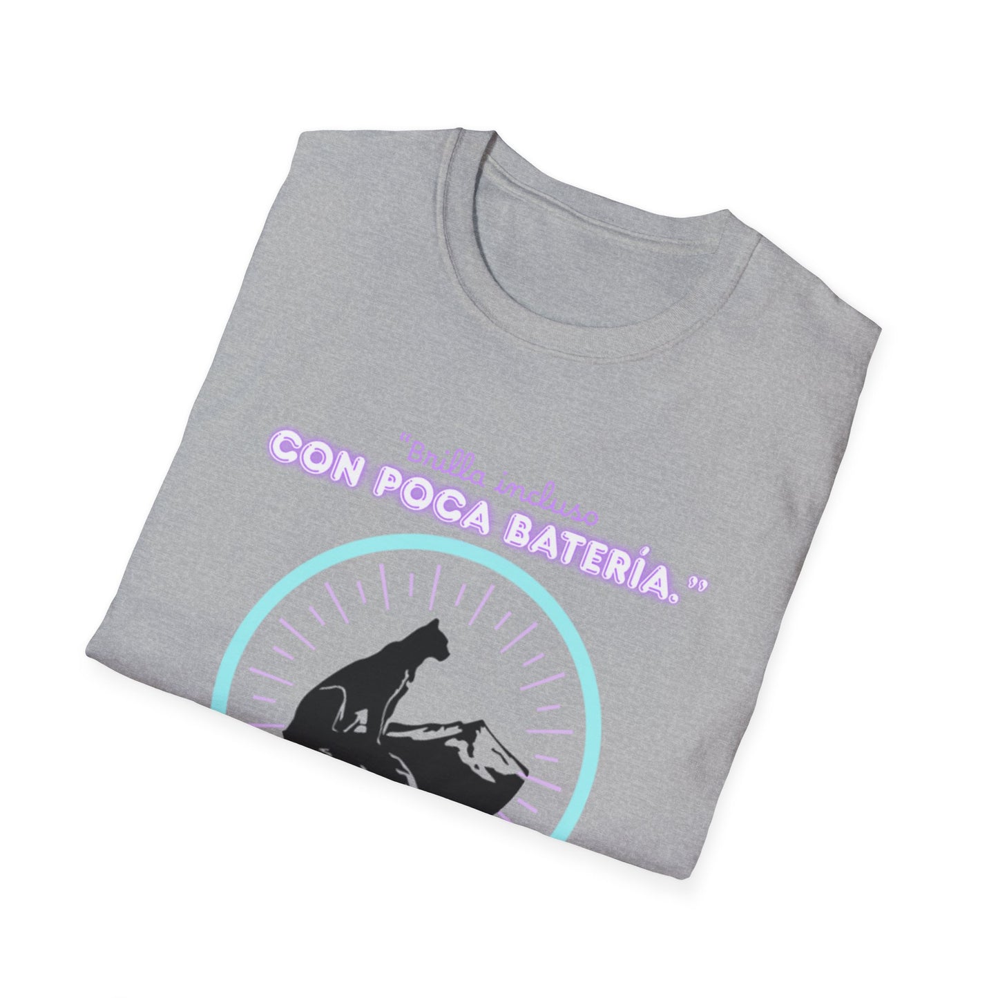 t-shirt Cat Nap Vibes T-Shirt — "Brilla incluso con poca batería" Graphic Tee