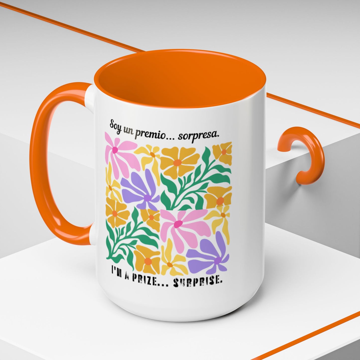 Floral 'Soy un premio... sorpresa / I'm a Prize... Surprise' Accent Coffee Mug