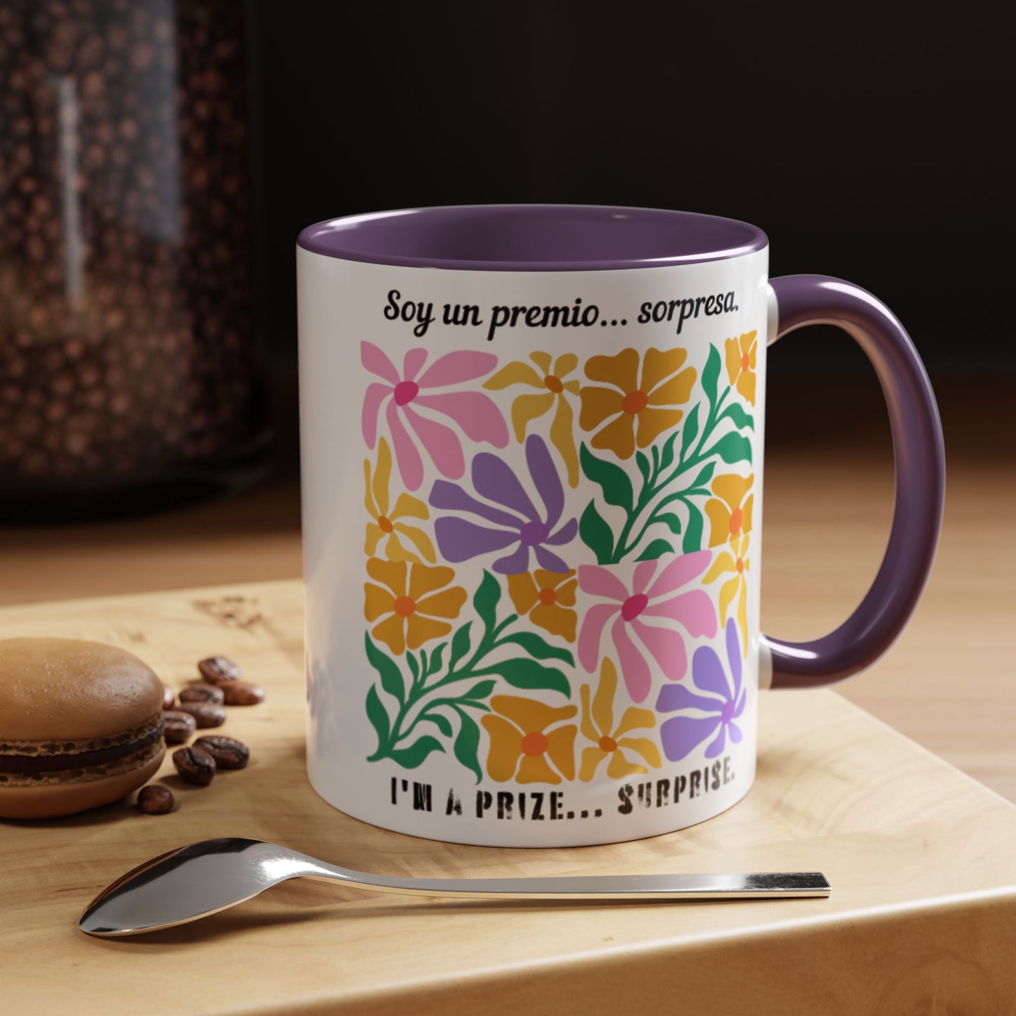 Floral 'Soy un premio... sorpresa / I'm a Prize... Surprise' Accent Coffee Mug