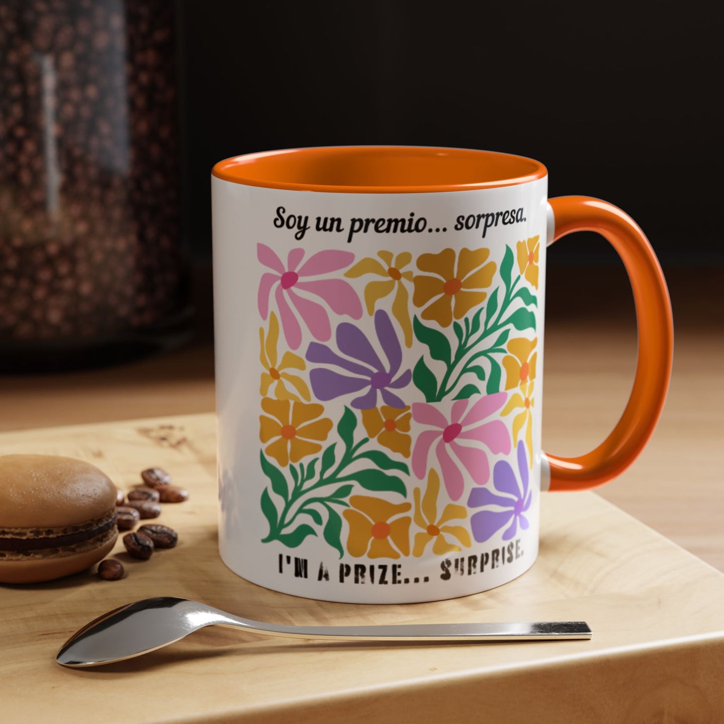 Floral 'Soy un premio... sorpresa / I'm a Prize... Surprise' Accent Coffee Mug